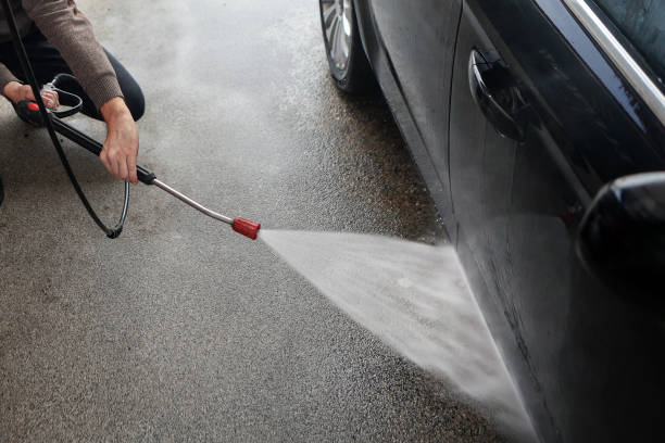 Best Garage Pressure Washing  in Geneva, OH
